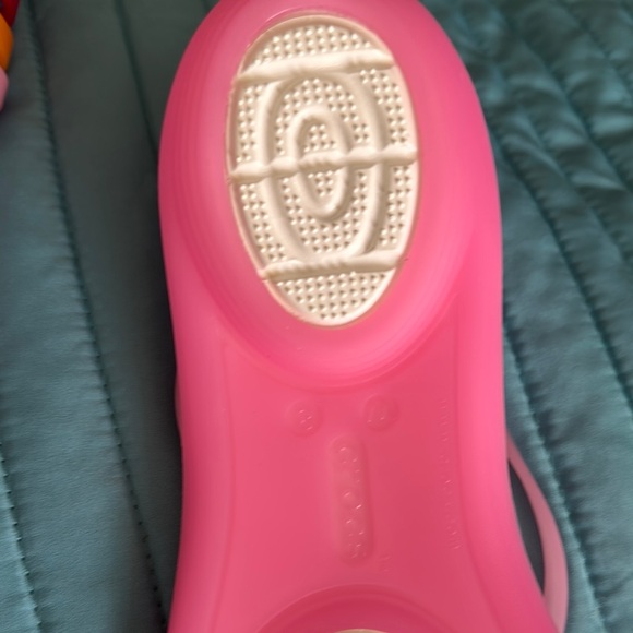 Crocs Jelly Pink and Orange Sandals - Picture 8 of 9